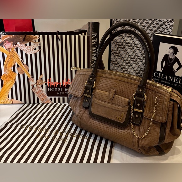 henri bendel Handbags - HENRI BENDEL 3/fer Emboss Leather Satchel “LADY WALKING DOG” & NWT Large Key Fob